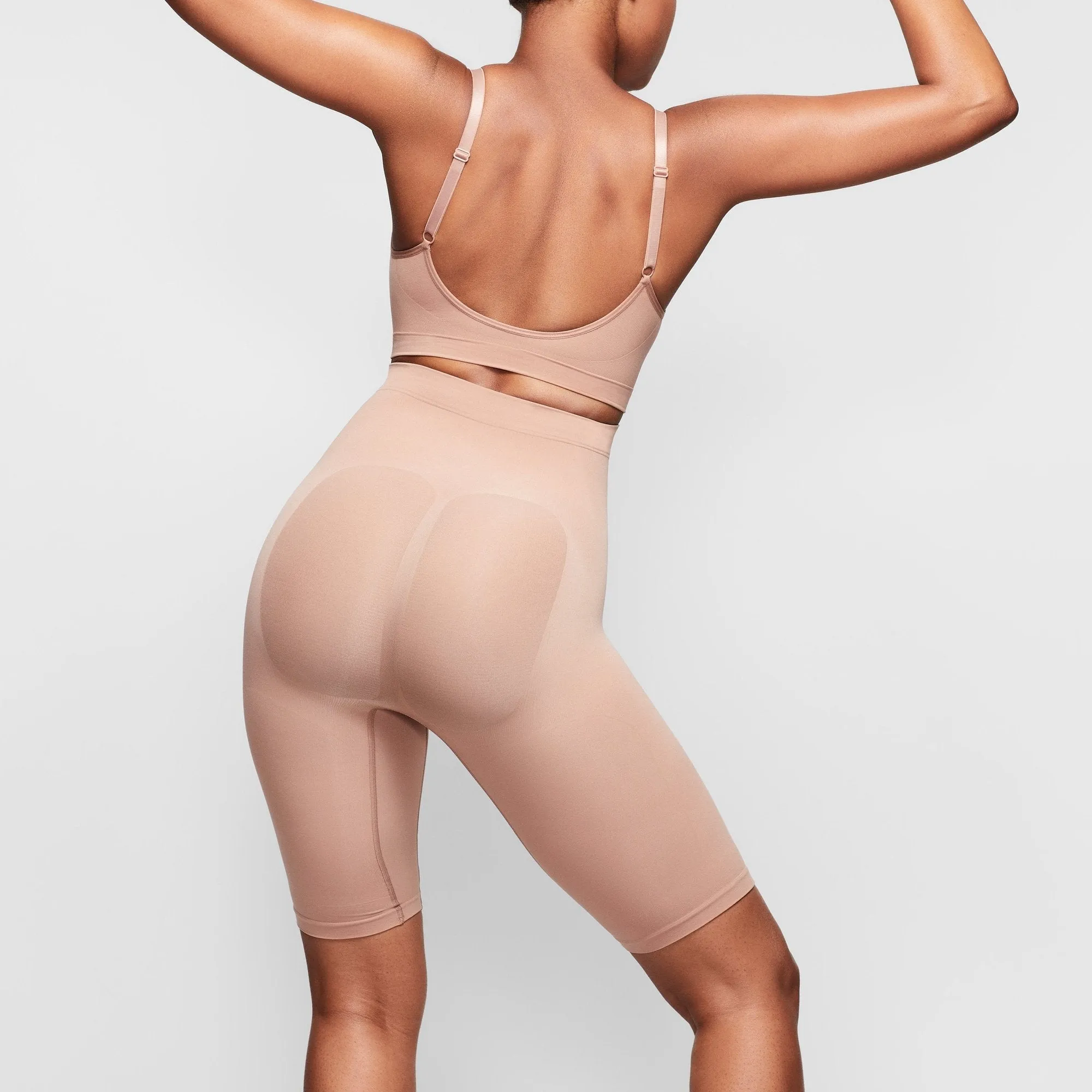 SCULPTING SHORT ABOVE THE KNEE W/ OPEN GUSSET | SIENNA